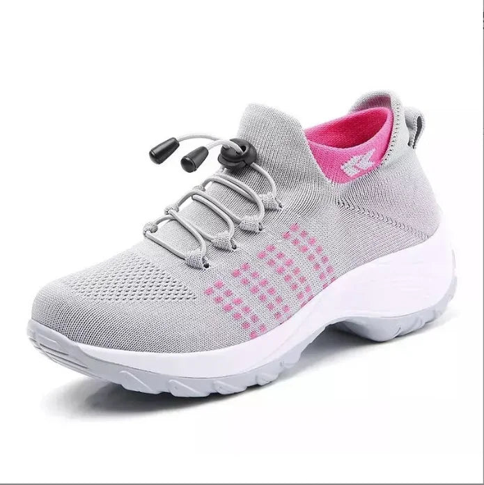 Ultra-Lightweight Sole – Reduces fatigue and makes every step feel effortless
