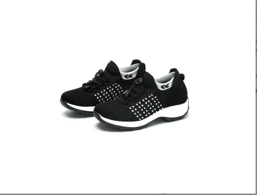 Ultra-Lightweight Sole – Reduces fatigue and makes every step feel effortless