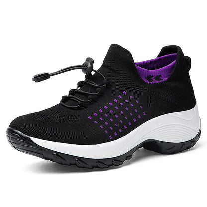 Ultra-Lightweight Sole – Reduces fatigue and makes every step feel effortless