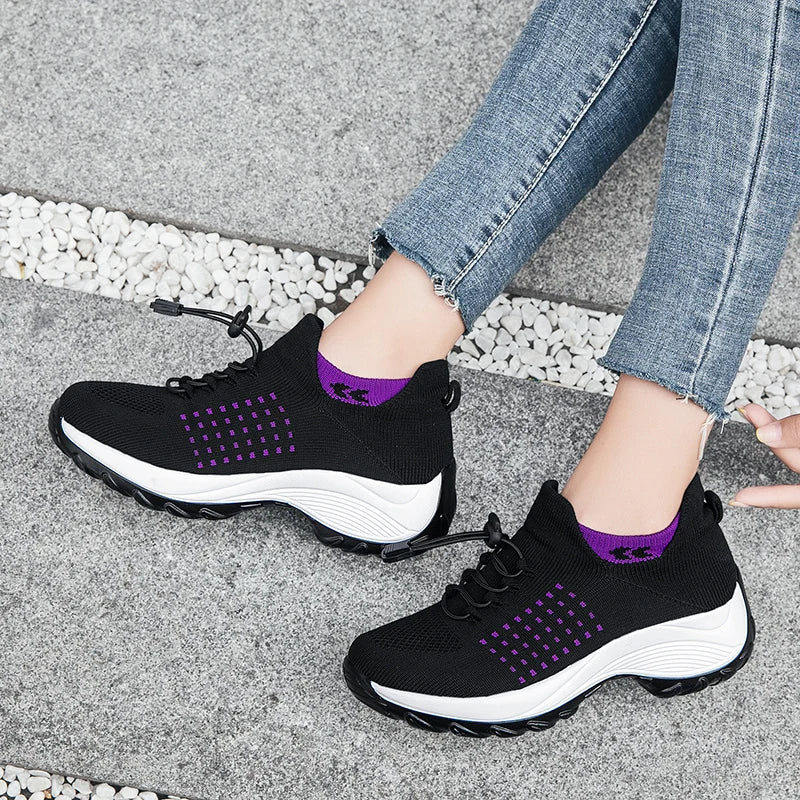 Ultra-Lightweight Sole – Reduces fatigue and makes every step feel effortless