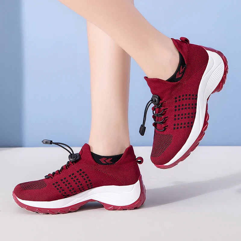 Ultra-Lightweight Sole – Reduces fatigue and makes every step feel effortless